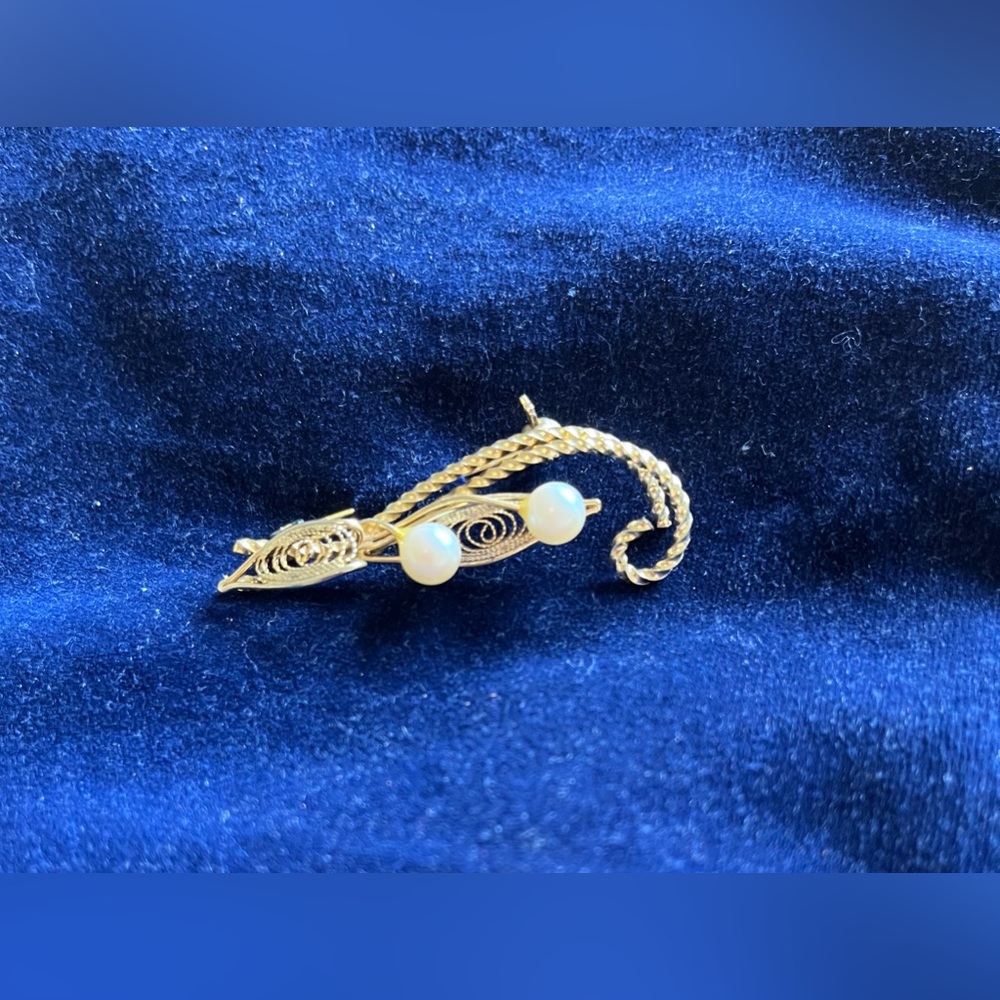 9ct gold and cultured pearl brooch with wire work circa 1980 - Picture 3 of 3